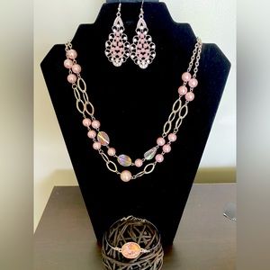 Beautiful 3 piece Pink necklace set